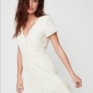 Aritzia Wilfred Nazaire Yellow Dress size 2